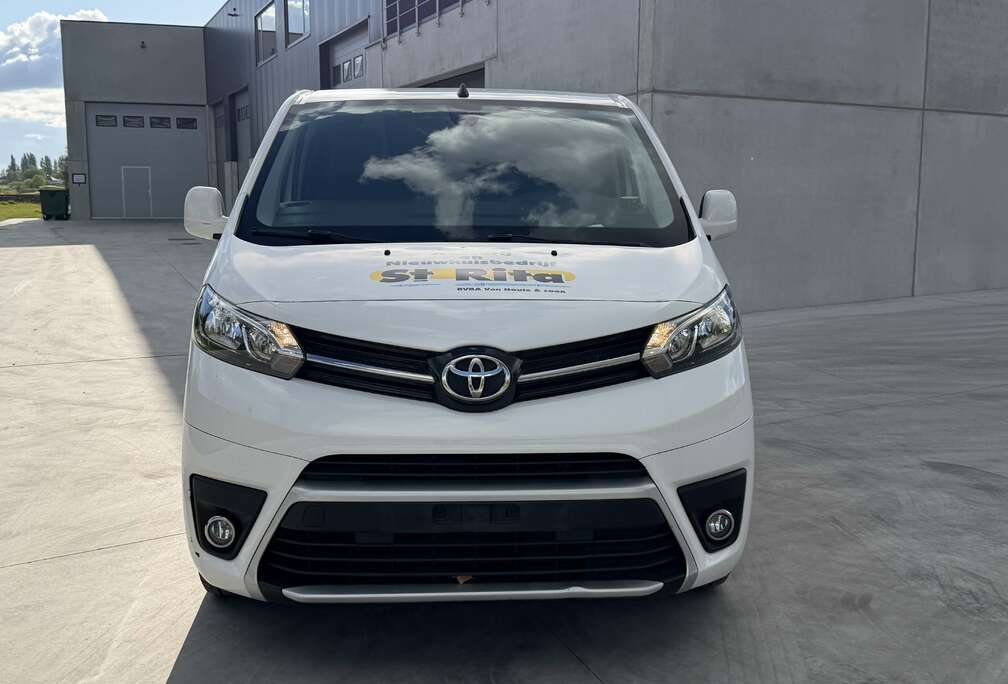 Toyota 2.0 D-4D Long AUTOMATIQUE*