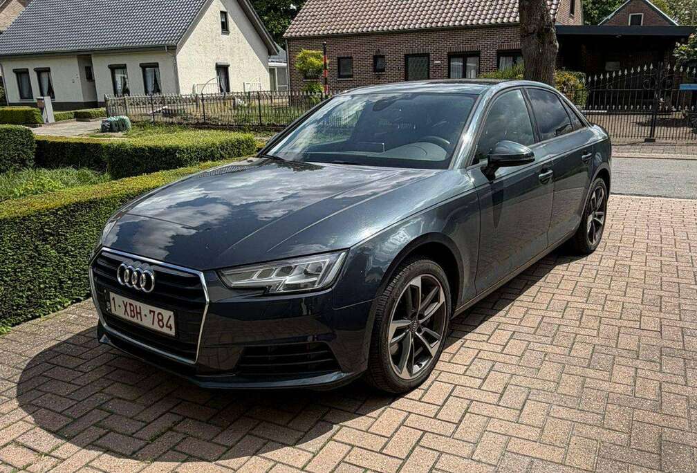 Audi A4 3.0 TDi V6 Design S tronic