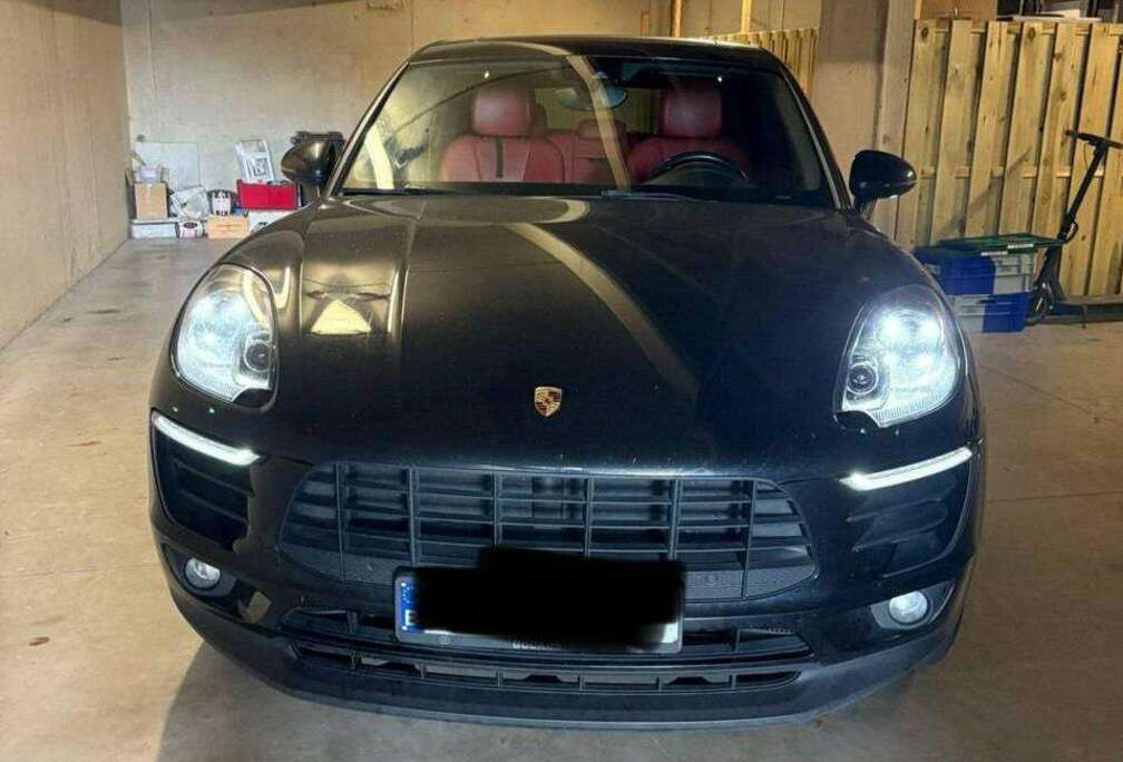 Porsche Macan 2.0 Turbo PDK