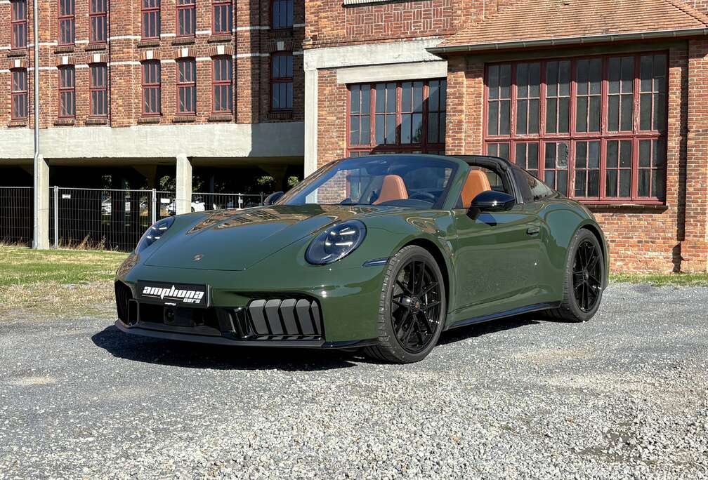 Porsche Targa 4 GTS HEV       Exclusive open sky in PTS green