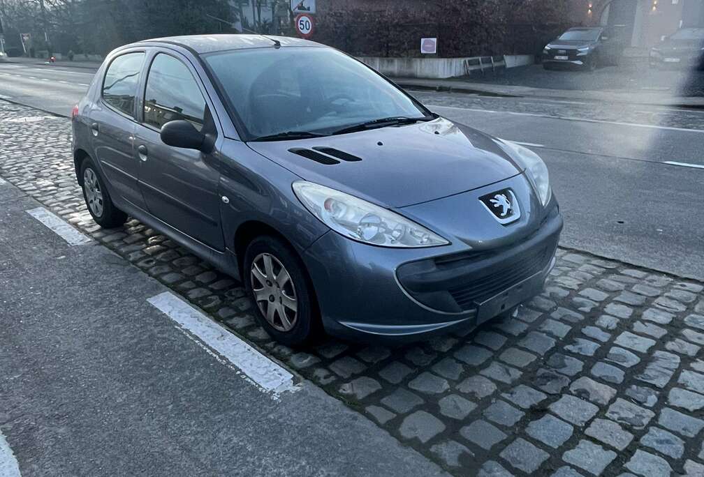 Peugeot 206  1.1i Trendy