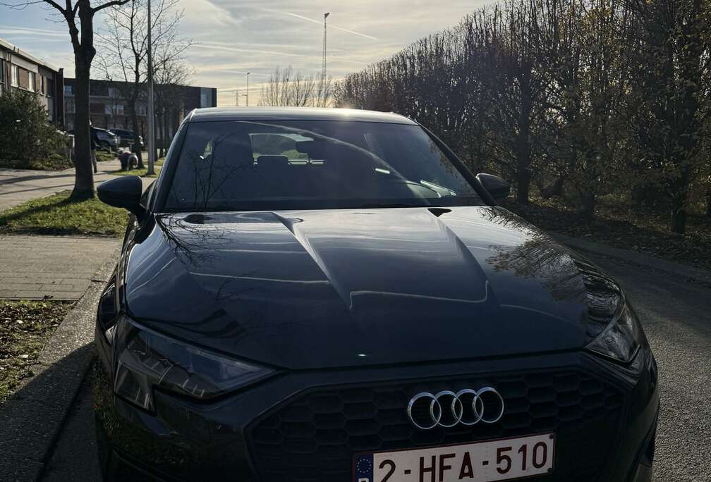 Audi Sportback 30 TFSI Business Edition S tronic