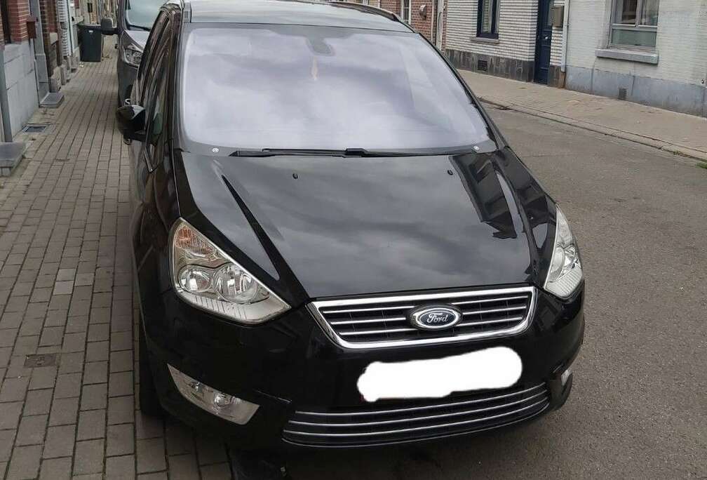 Ford TITANIUM /2013 /2.0 TDCI /103 Kw/140 Ch/ 202.000Km