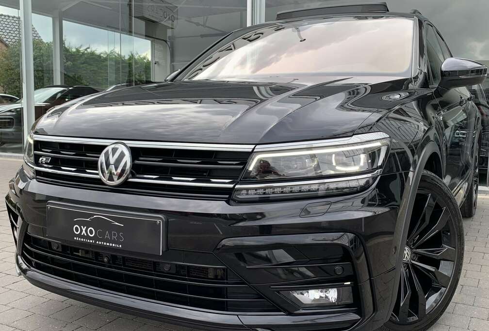 Volkswagen 2.0 TDI 150CV DSG / 3x R-Line / Platinium / Black Edition / Xenon / Toit Pano / Camera 360 / Jantes 20 / Attache Remorque