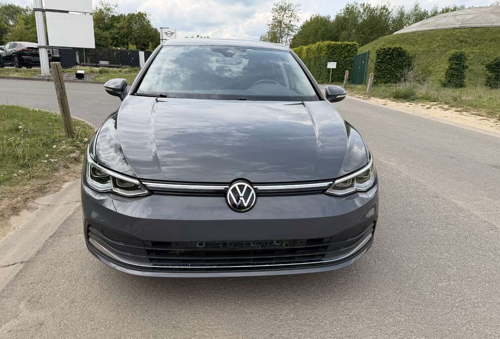 Volkswagen Golf 1.5 eTSI Life Business Premium DSG (Mild-Hybrid)