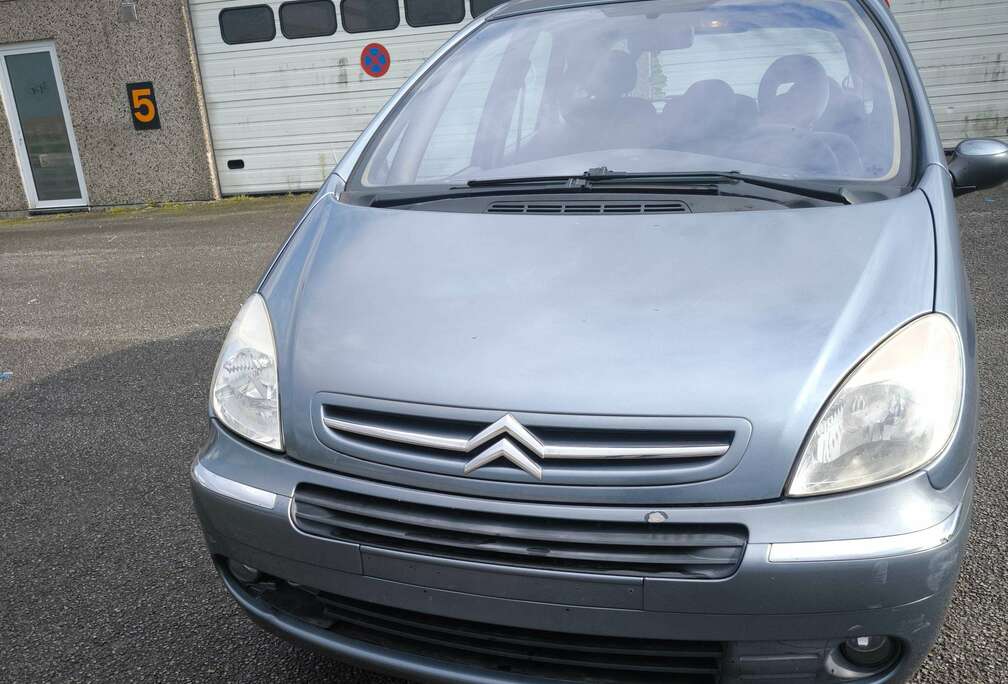 Citroen 1600 essence 2006 121000 km euro 4