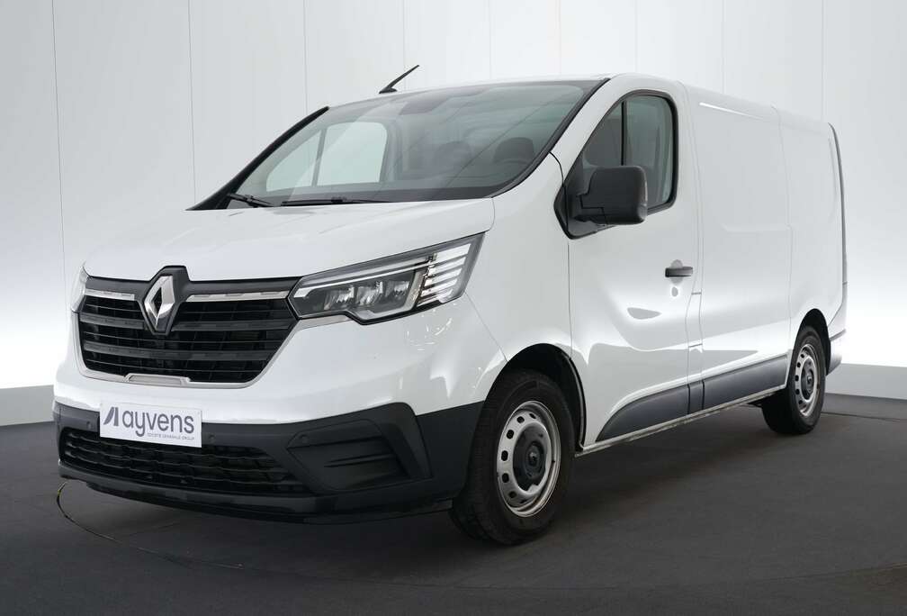 Renault 2.0 dCi Confort SWB 2.7T LED GPS PDC CAM Carplay