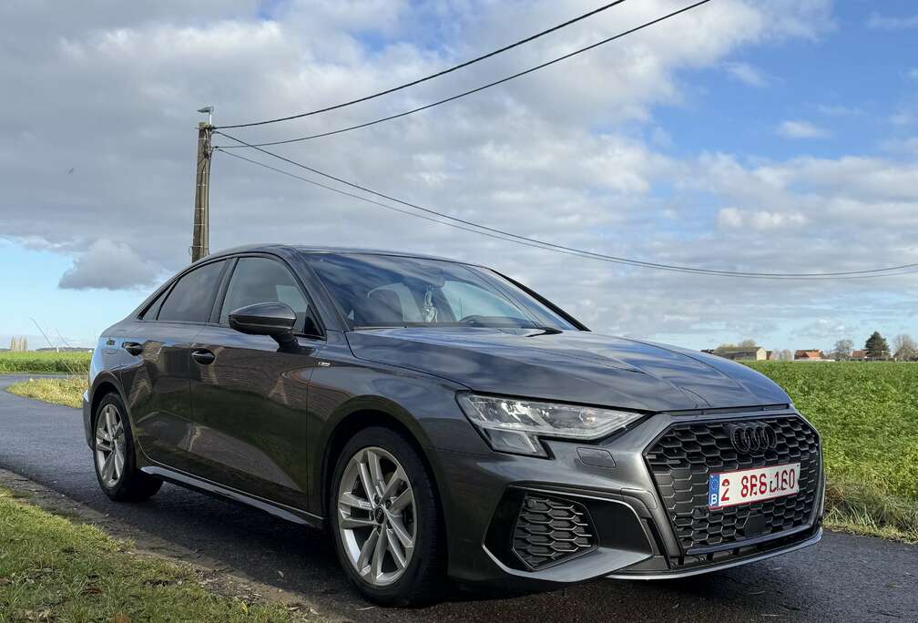 Audi Limousine S-line S-tronic