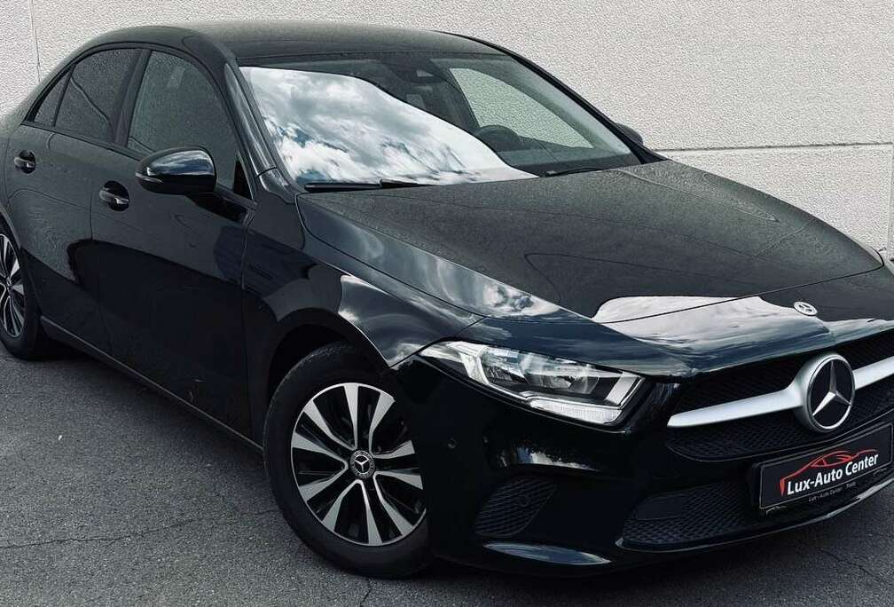Mercedes-Benz A 180D Limousine // 12 Mois De Garantie