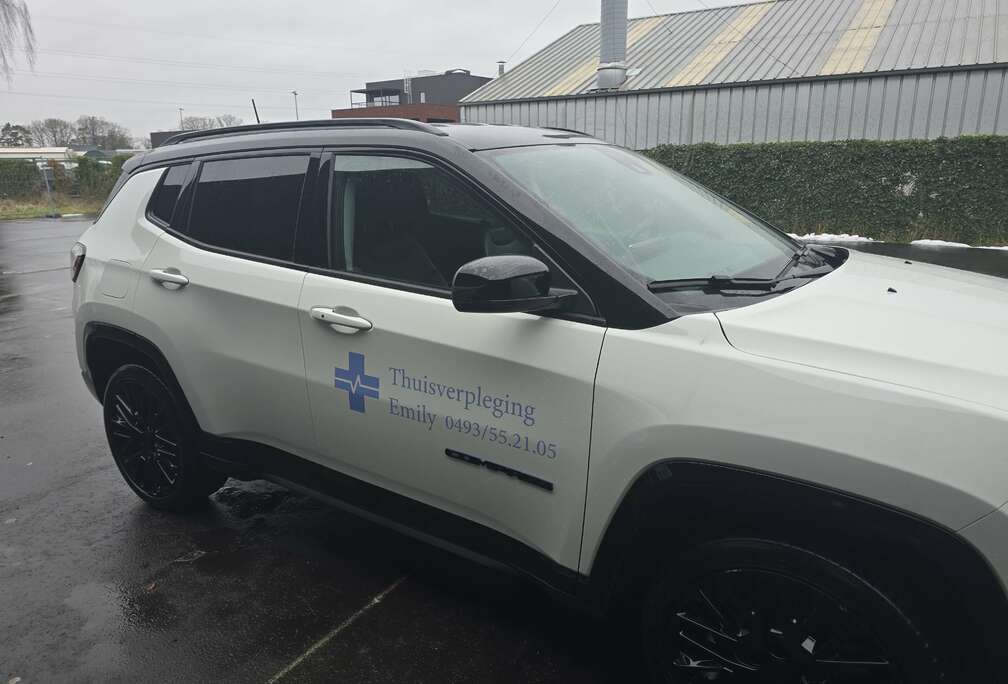 Jeep Compass 1.3 T-GDI 4xe PLUG-IN HYBRID Automatik S