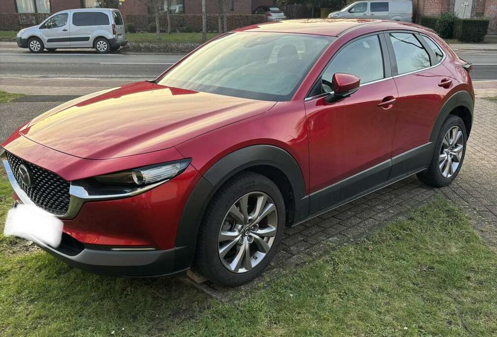 Mazda SKYACTIV-G 2.0 M-Hybrid SELECTION