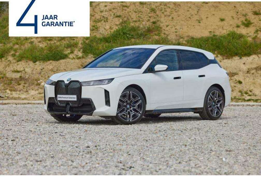 BMW iX xDrive45
