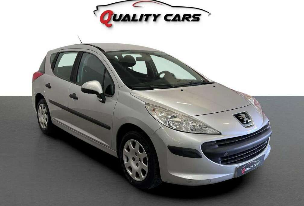 Peugeot 1.4i benzine  130.000 KM  Airco  HANDELAAR