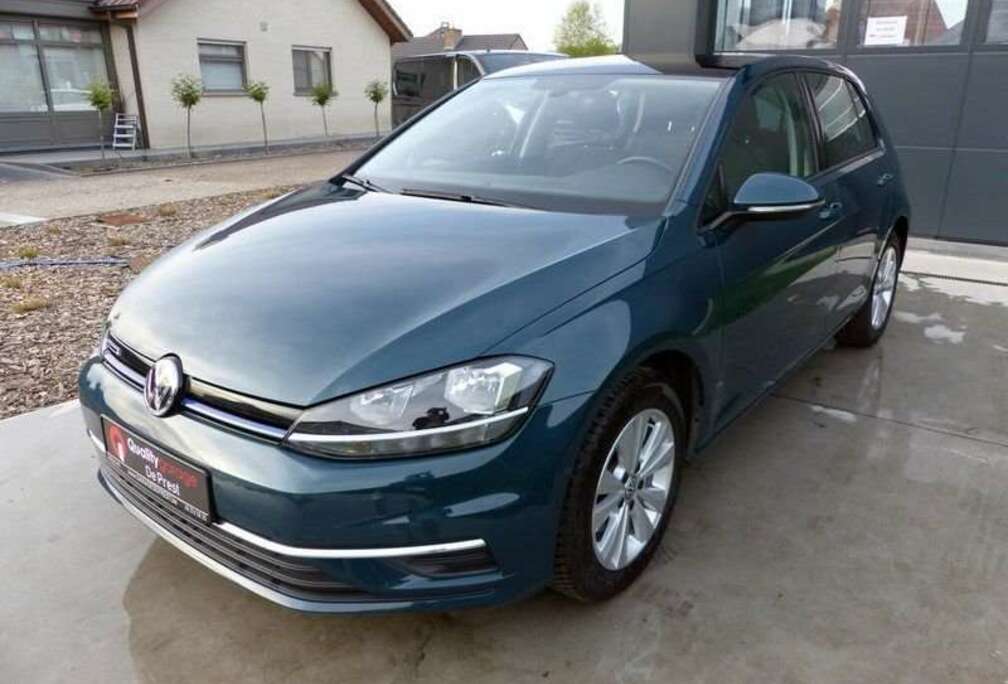 Volkswagen 1395CC, PDC&camera, navi, bluetooth, app, benz/CNG