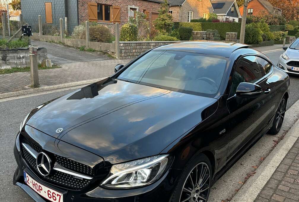 Mercedes-Benz 4-Matic Coupe