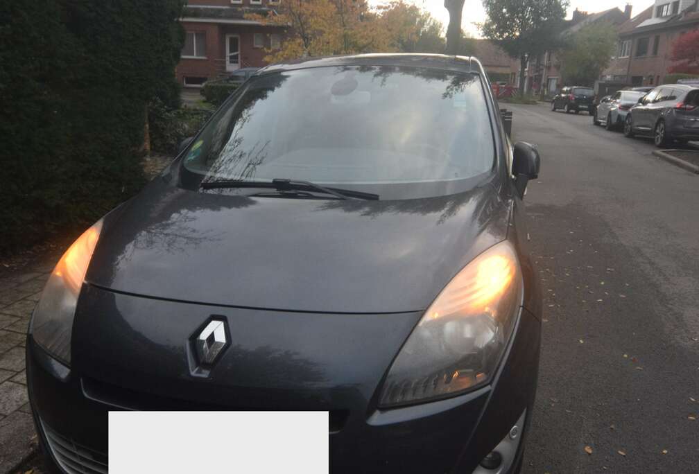 Renault Grand Scenic Bose Edition 5pl