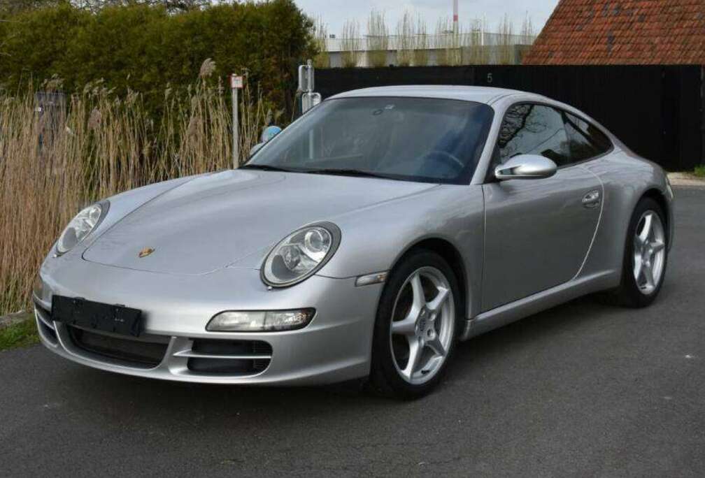 Porsche 911+Carrera+Tiptronic