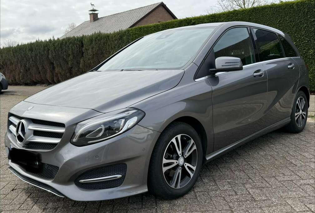 Mercedes-Benz Led/Xenon/Navi/Bluetooth/multistuur