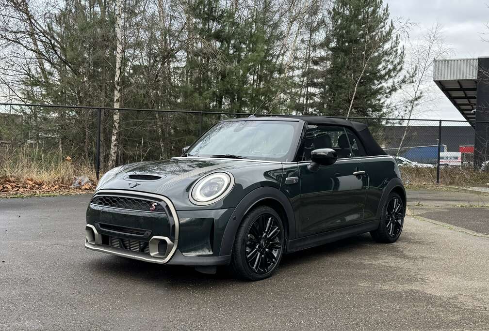MINI Mini Cooper S Cabrio LIMITED EDITION MINI Resolute