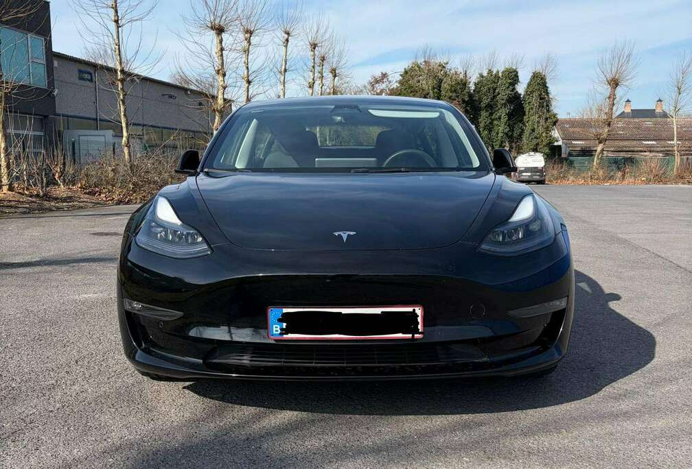 Tesla Model 3 Long Range AWD
