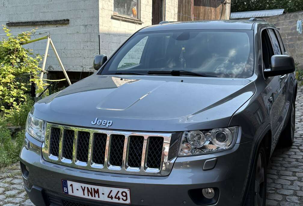 Jeep 3.0 V6 CRD Laredo