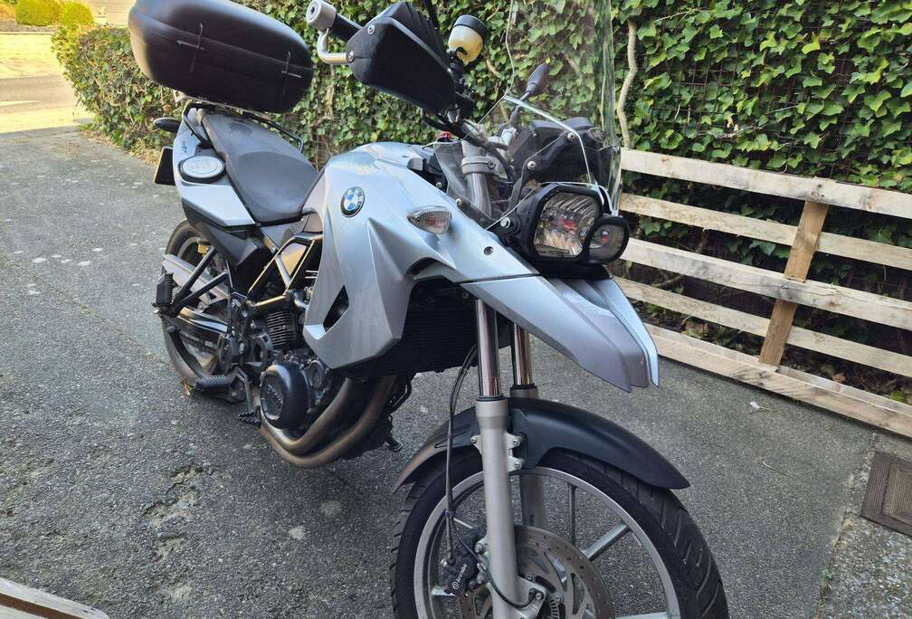 BMW Case, pare-brise