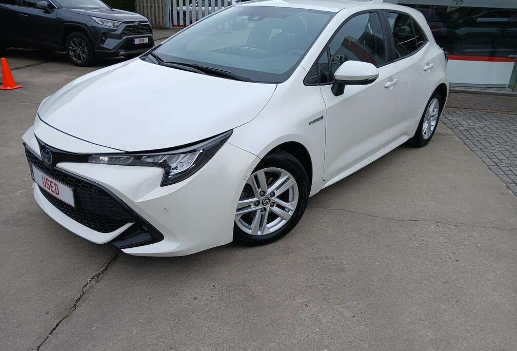 Toyota 1.8 Hybrid Dynamic e-CVT