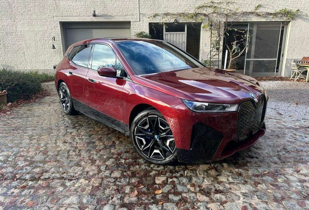 BMW iX xDrive40