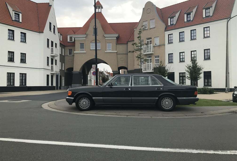 Mercedes-Benz SEL
