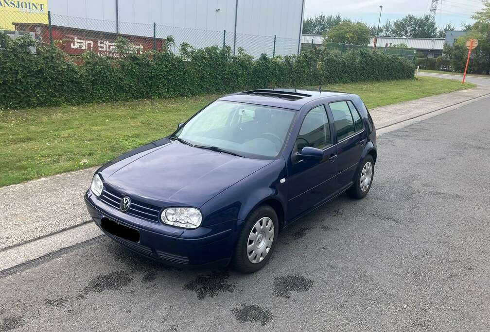 Volkswagen Golf 1.6 Automatik - Airco + Keuring/ Carpass