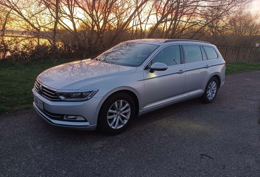 Volkswagen Passat SW 1.6 CR TDi Comfortline Business DSG