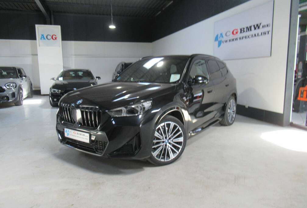 BMW U11 Hybride 30E 240kW Prachtige Combinatie Zwart Donkerbruin Leder M Stoel elektrisch Camera LED 20\