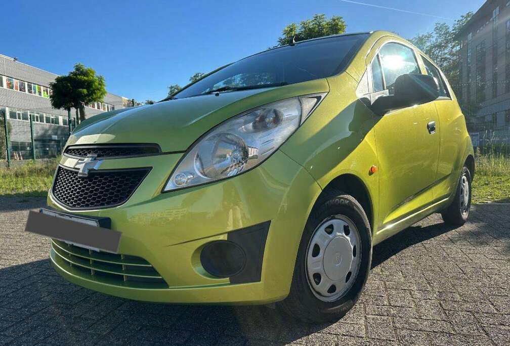 Chevrolet Spark 1.0i