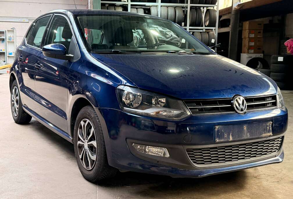 Volkswagen Polo 1.2i Comfortline ////MOTOR DEFECT////