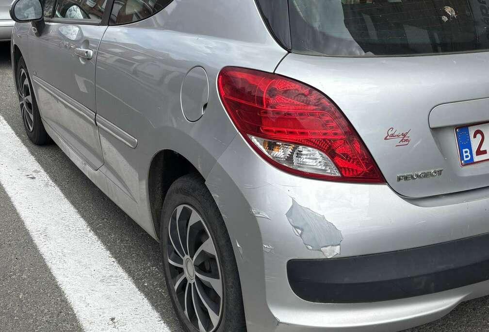 Peugeot 1.6 HDi 112ch FAP Allure