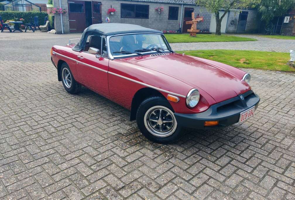 MG MG B Tourer