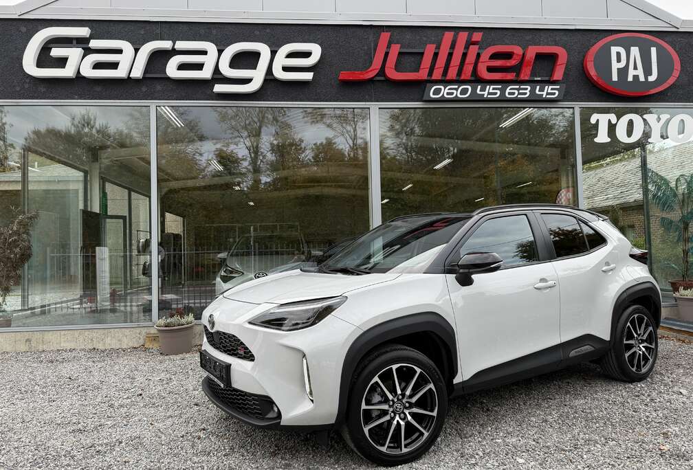 Toyota Yaris Cross Hybrid 1.5 GR Sport 130ch *Etat NEUF*