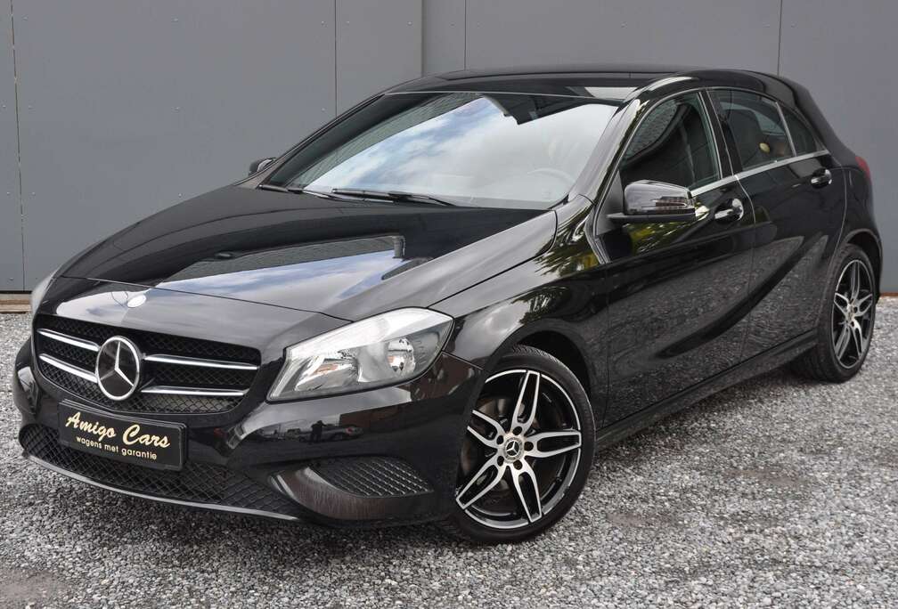 Mercedes-Benz A 180 BlueEFFICIENCY NAVIGATIE - VOLLEDER - MULTISTUUR