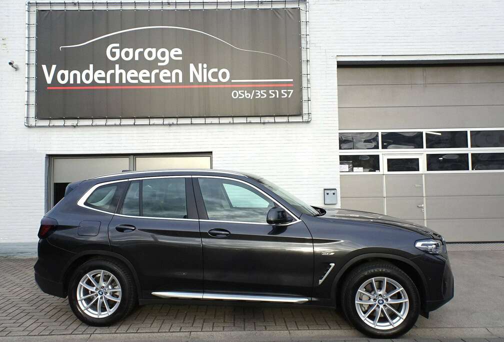 BMW 2.0iA xDrive30e PHEV CARPLAY,CAMERA 360°,HEAD-UP,LEDER SPORTZETELS,EL. KOFFER,FULL LED,NAVI,CRUISE,BLUETH,DAB