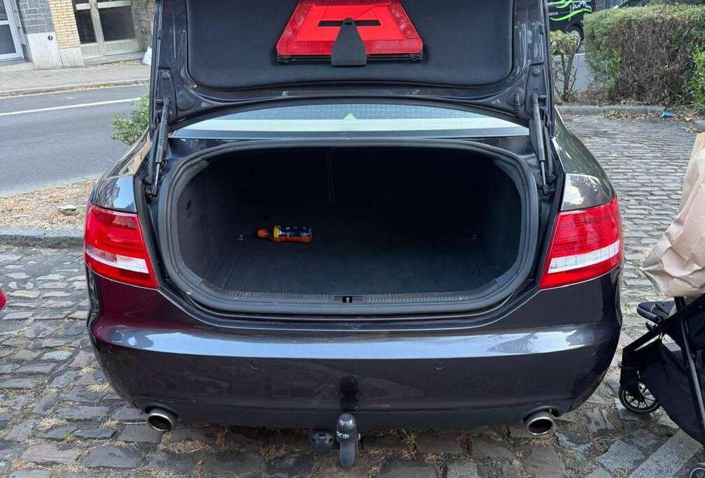 Audi 3.2 FSI quattro tiptronic