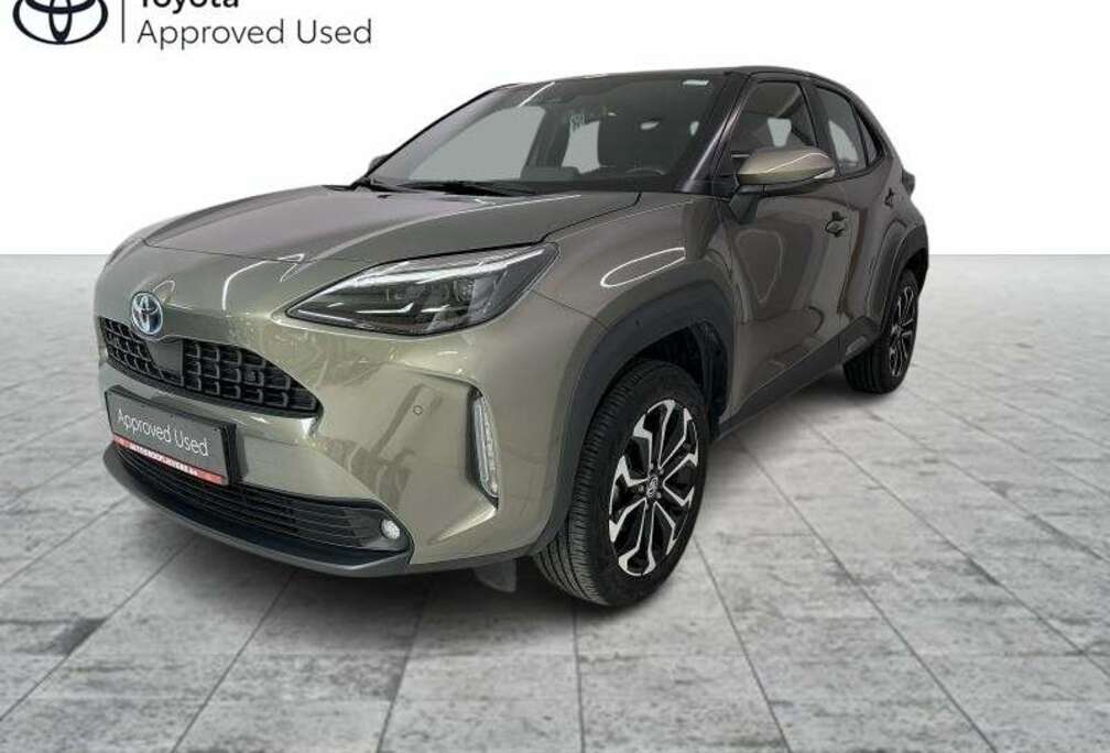 Toyota 1.5 HYB DYNAMIC PLUS + COMFORT PACK