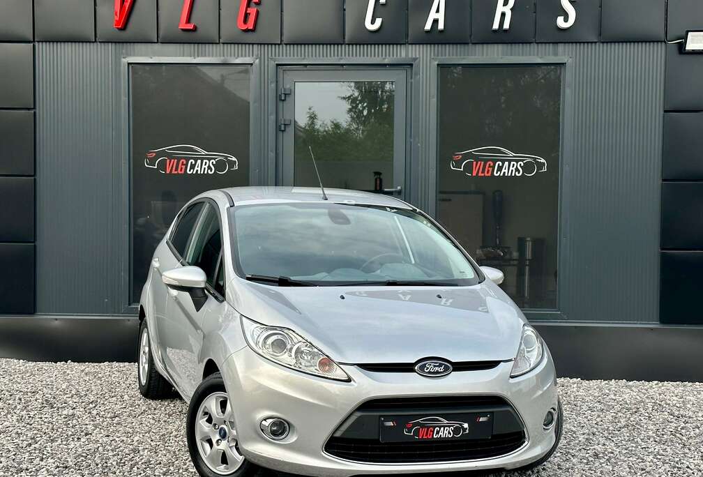 Ford 1.6 TDCi Titanium ECOnetic / Euro 5 / Clim Dig.