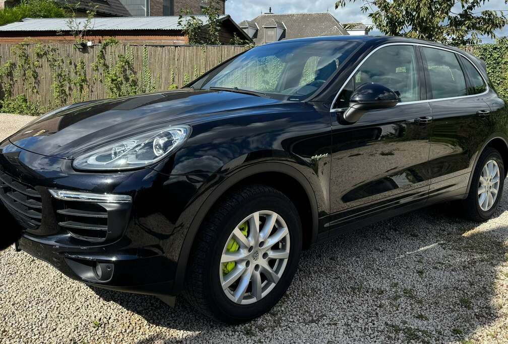 Porsche Cayenne S Hybrid Tiptronic S