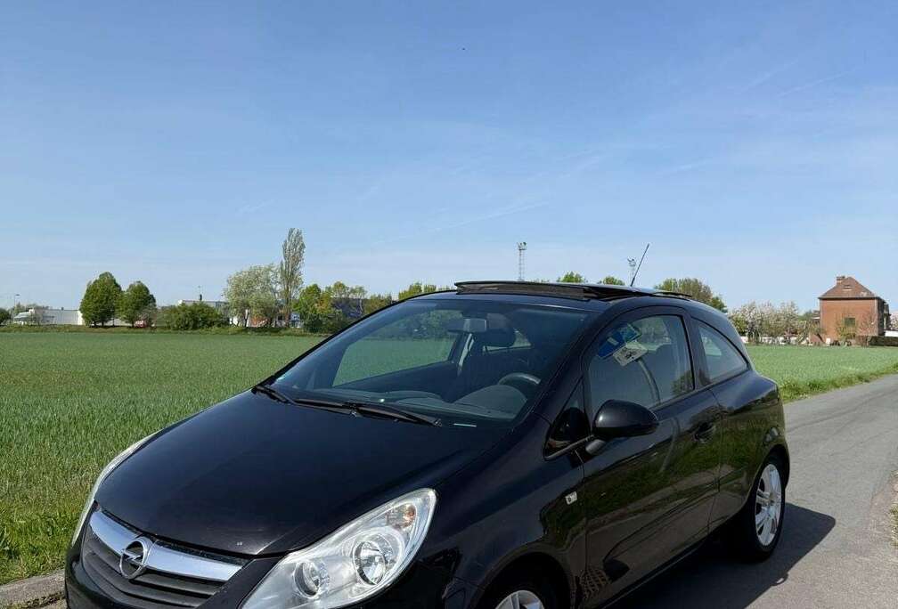 Opel 1.0i 12v Toit Pano - Airco