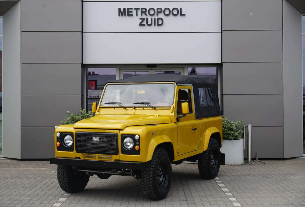 Land Rover Soft Top E