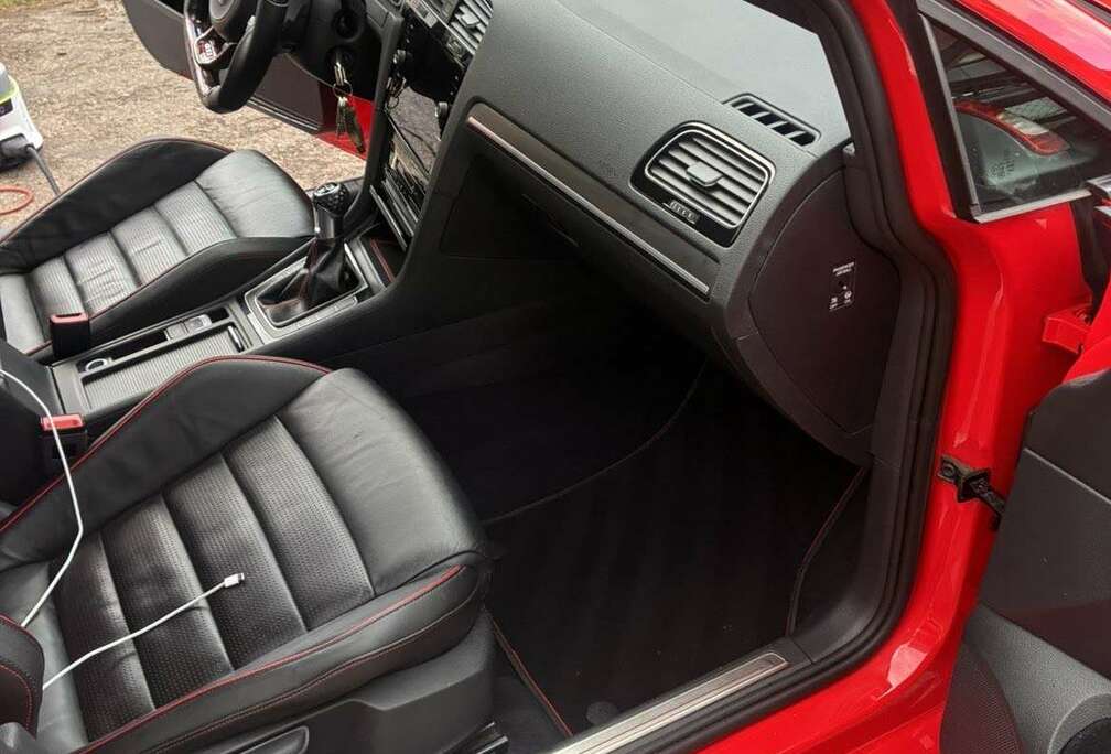 Volkswagen 2.0 TSI Performance