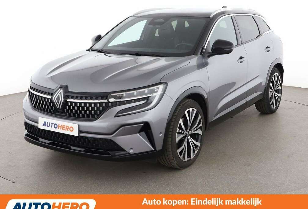 Renault 1.2 Hybrid E-Tech Iconic