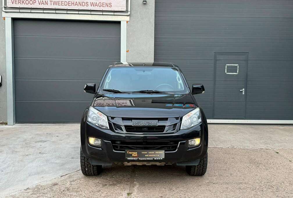 Isuzu D-Max 2.5 Turbo Di 4WD LSX Generation Mountain