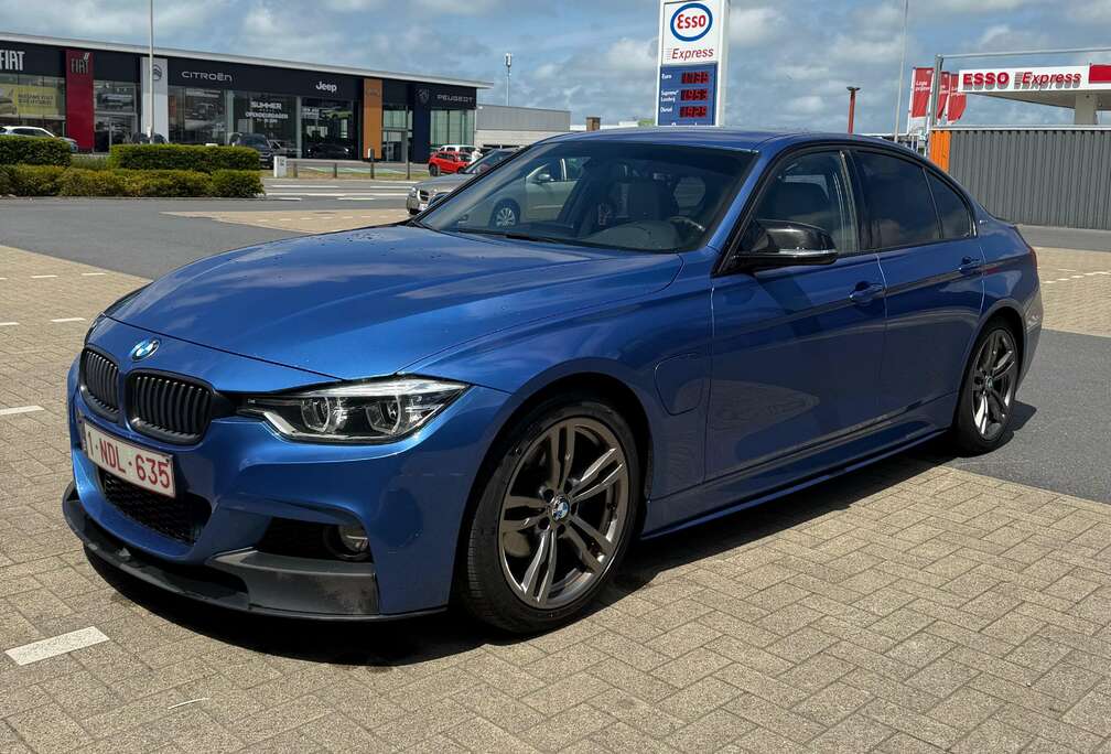 BMW 330eA Plug-In Hybrid
