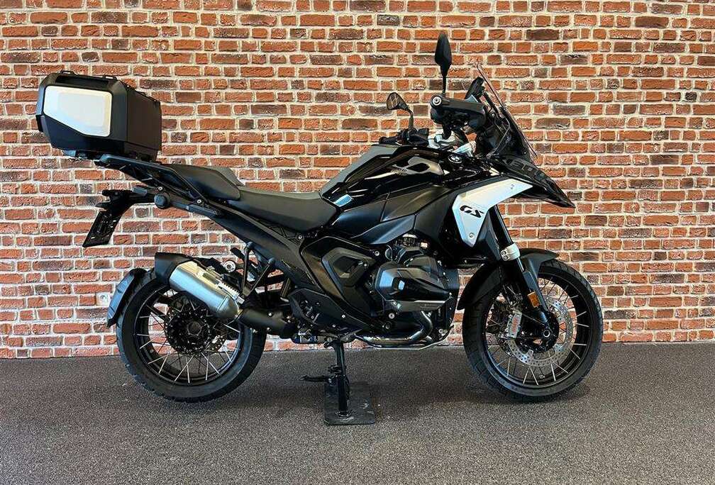 BMW 0